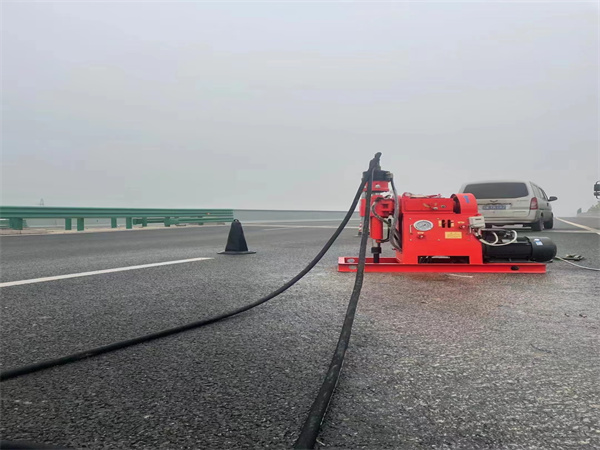 太谷马路路基路面开裂下沉注浆加固灌浆