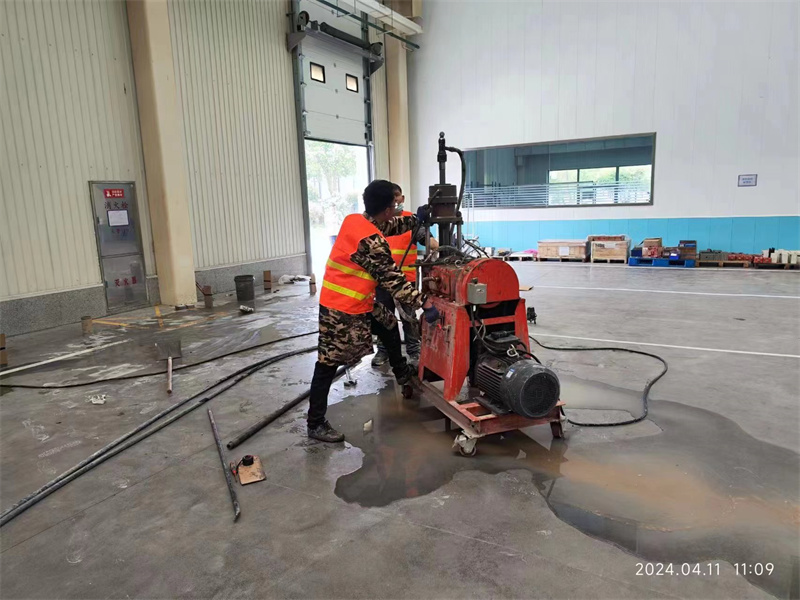 太谷厂房地面下沉塌陷注浆加固施工